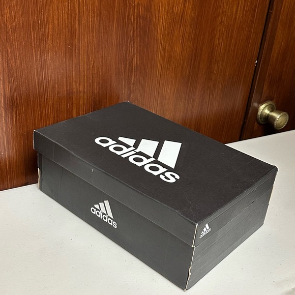 Adidas replacement shoe box - Picture 6 of 11